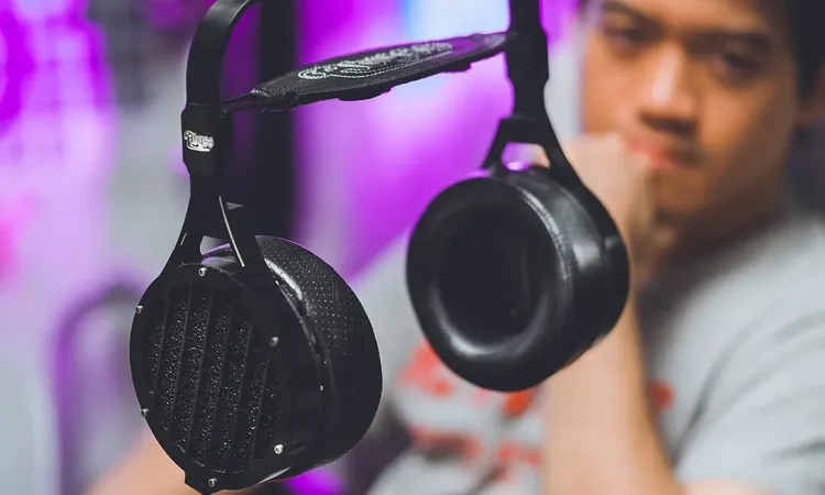 SteelSeries Arctis 7 Lag-Free Wireless Gaming Headphone 2 Gaming Headphones: Highest Rated Gaming Headsets